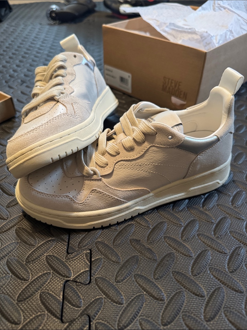 Steve Madden White Mult Sneaker